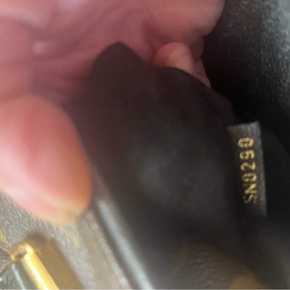 Louis Vuitton Black and Brown Monogram Tote - Picture 16 of 16